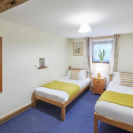 Host & - Mel House Cottages Newton-on-Rawcliffe